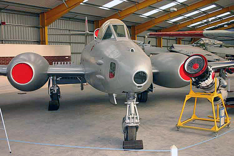 Gloster Meteor FR.9 (VZ608)