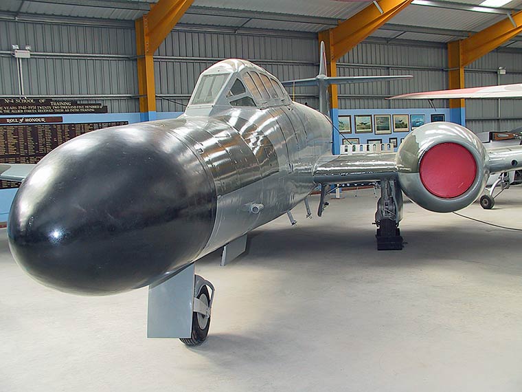 Armstrong Whitworth Meteor NF.12 (WS692)
